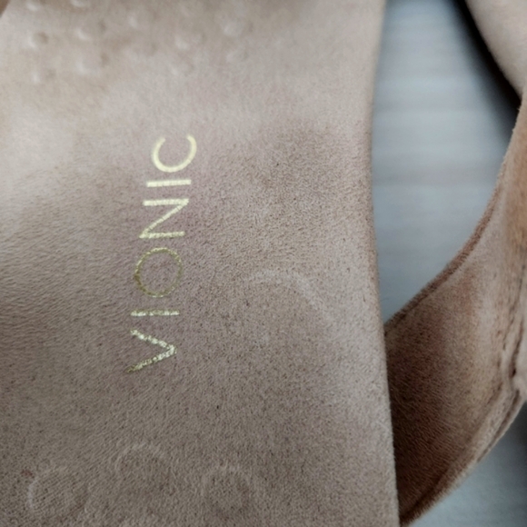 Vionic Farrah Tan Fully Adjustable Sandals Size 9 - Picture 7 of 9